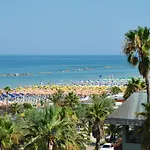 Casa Confalonieri fronte mare con vista mozzafiato